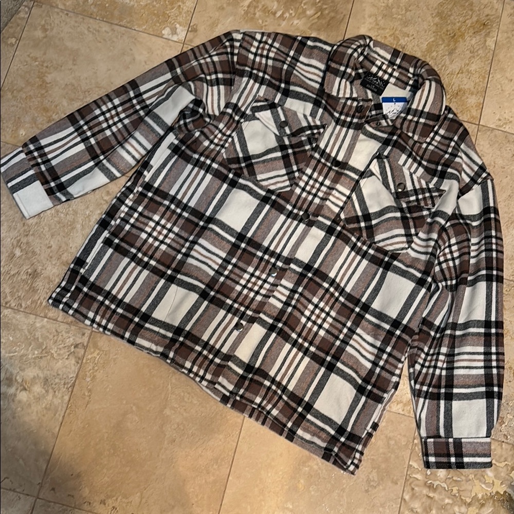 Womens Plaid Shacket. - Large comfortable casual Everyday jacket. NWT
